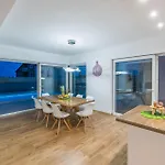 Modern Ol&ju For 9 Persons In Only 1.5 Km From The With Pool Heating Villa *