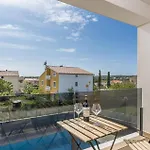 Modern Ol&ju For 9 Persons In Only 1.5 Km From The With Pool Heating Pula